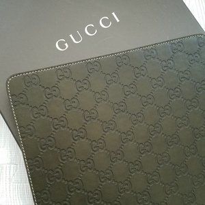 Authentic GUCCI mouse pad (NTW) leather, Chocolate Brown (NEW)